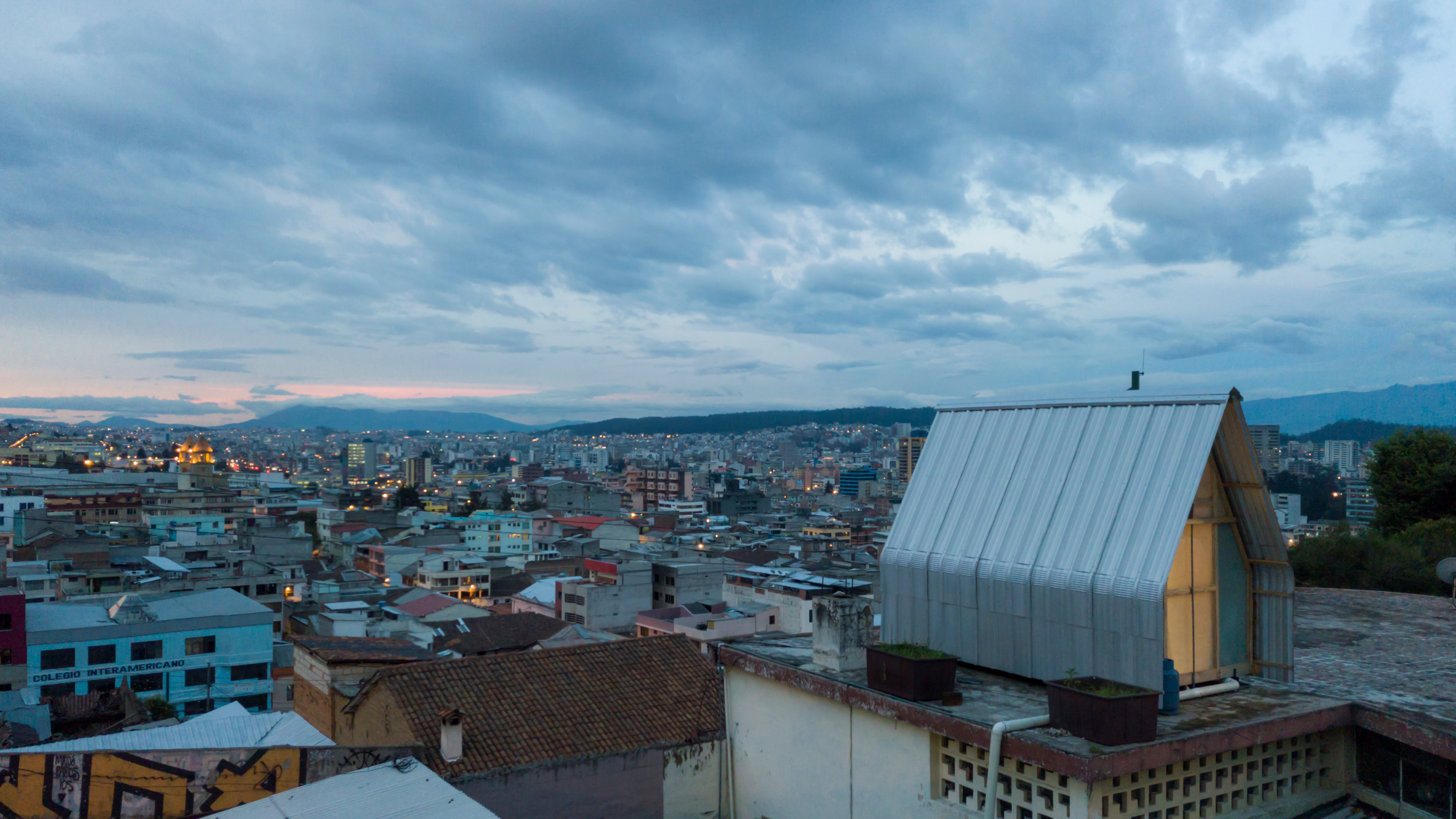 Casa Parásito, Quito