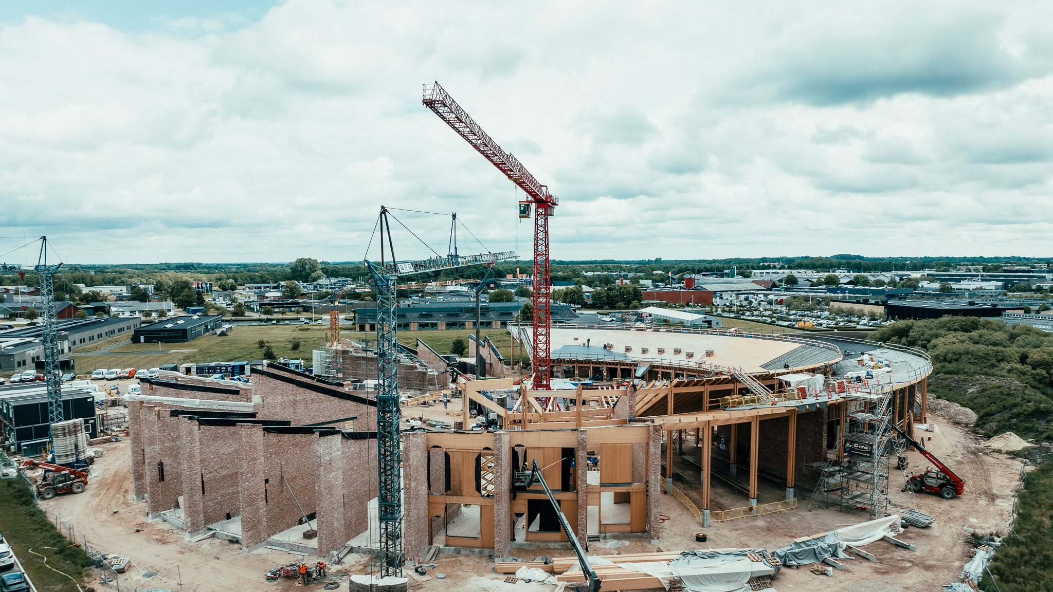 a25eu_crafts_college_herning_topping_out_01_credit_frame_work